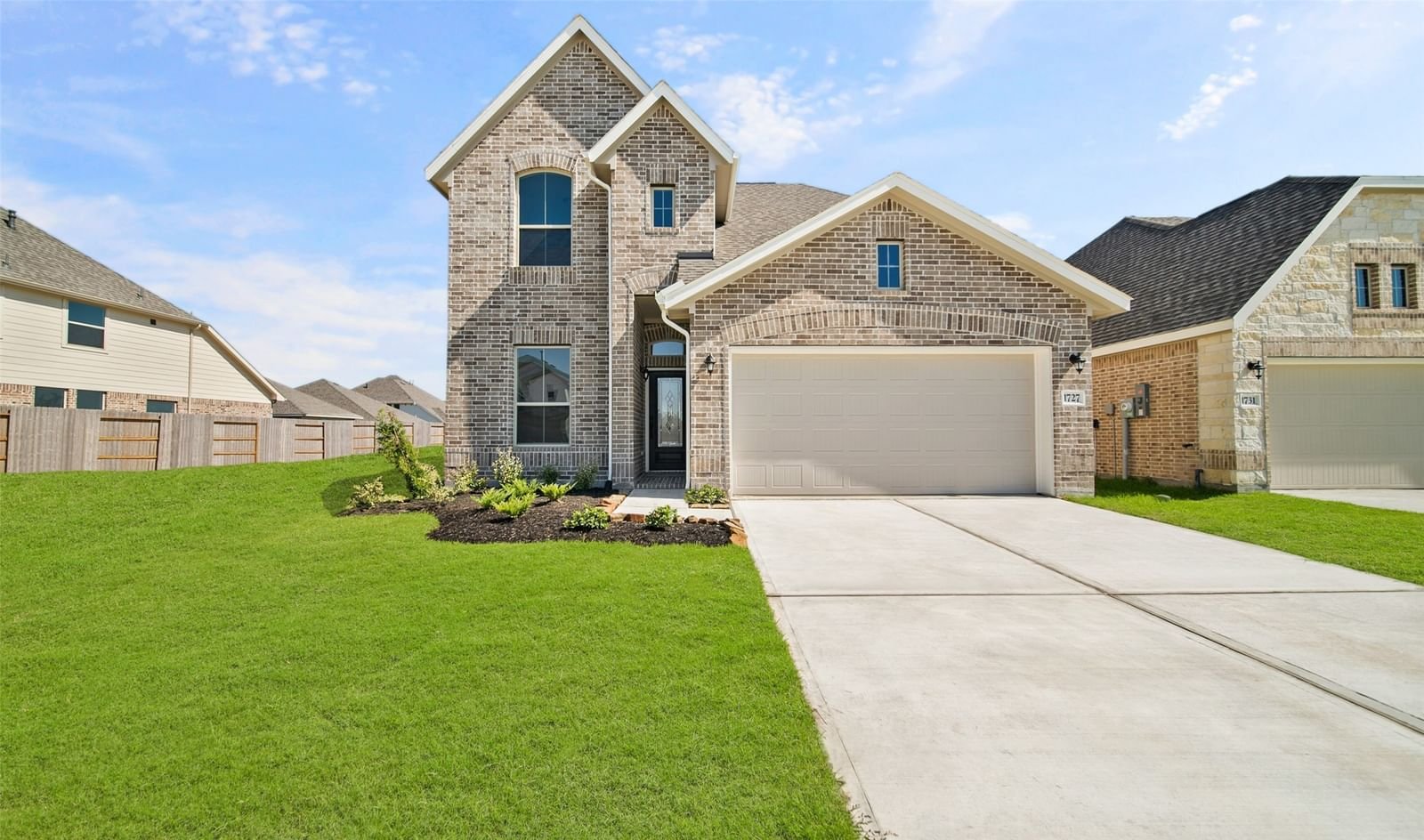 Real estate property located at 1727 Sun Dial, Brazoria, Windrose Green, Angleton, TX, US