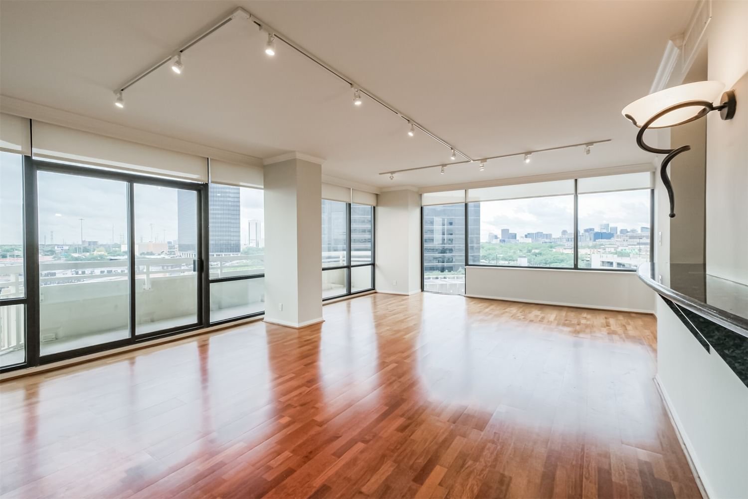 Real estate property located at 15 Greenway #8F, Harris, Greenway Condo, Houston, TX, US