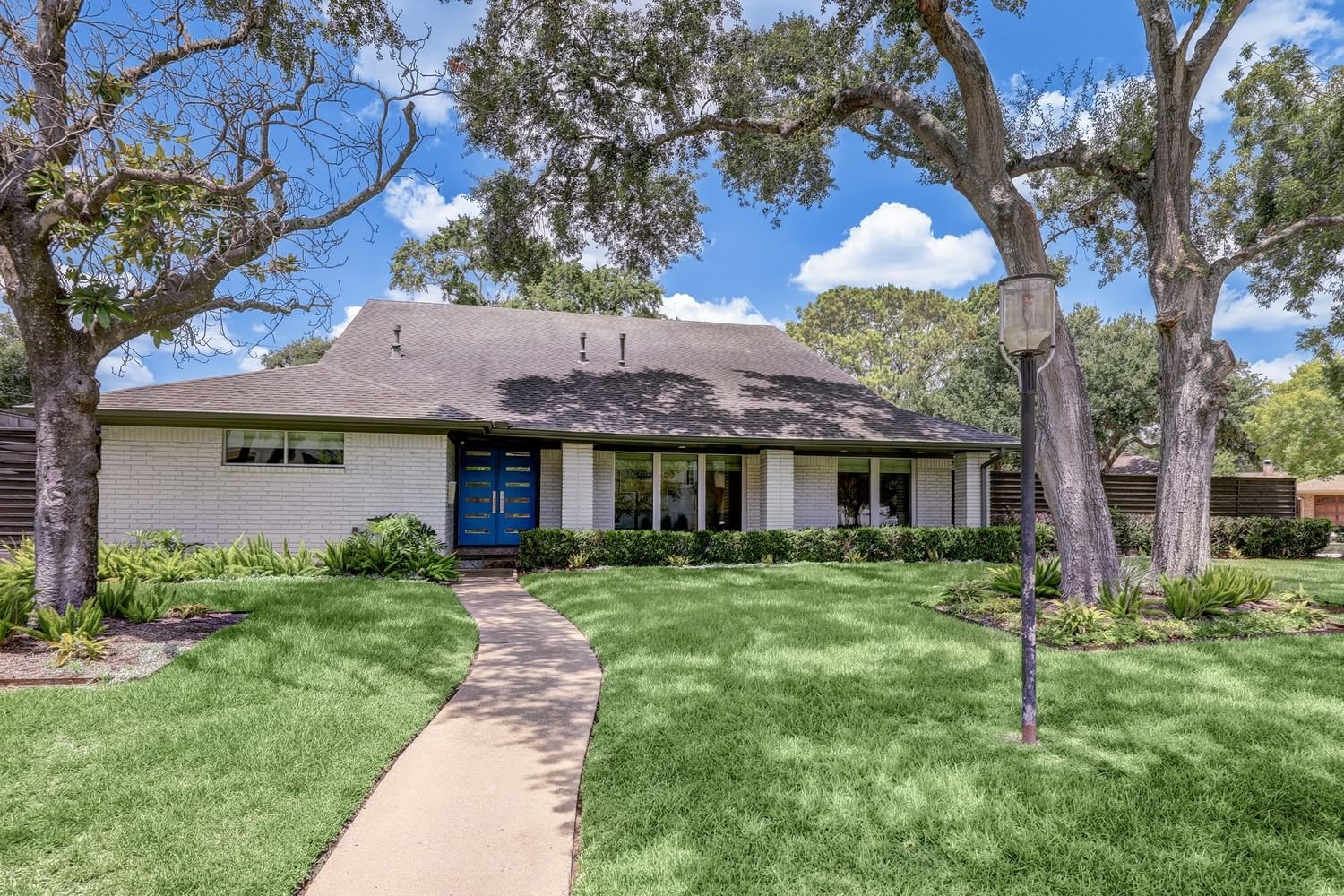 Real estate property located at 10402 Willowgrove, Harris, Willow Meadows 2, Houston, TX, US