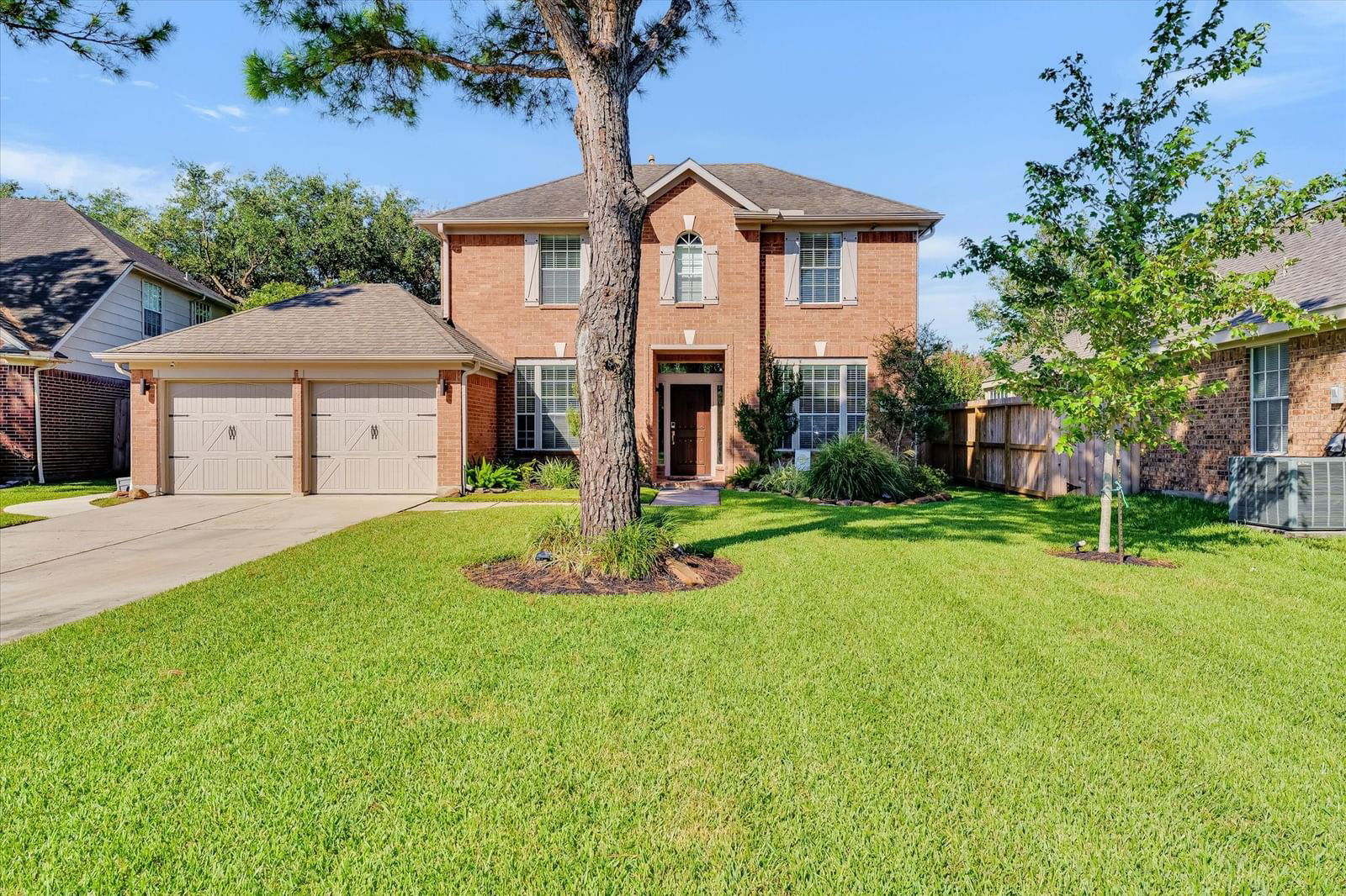 Real estate property located at 9711 Refugio, Harris, Willowbridge, Houston, TX, US