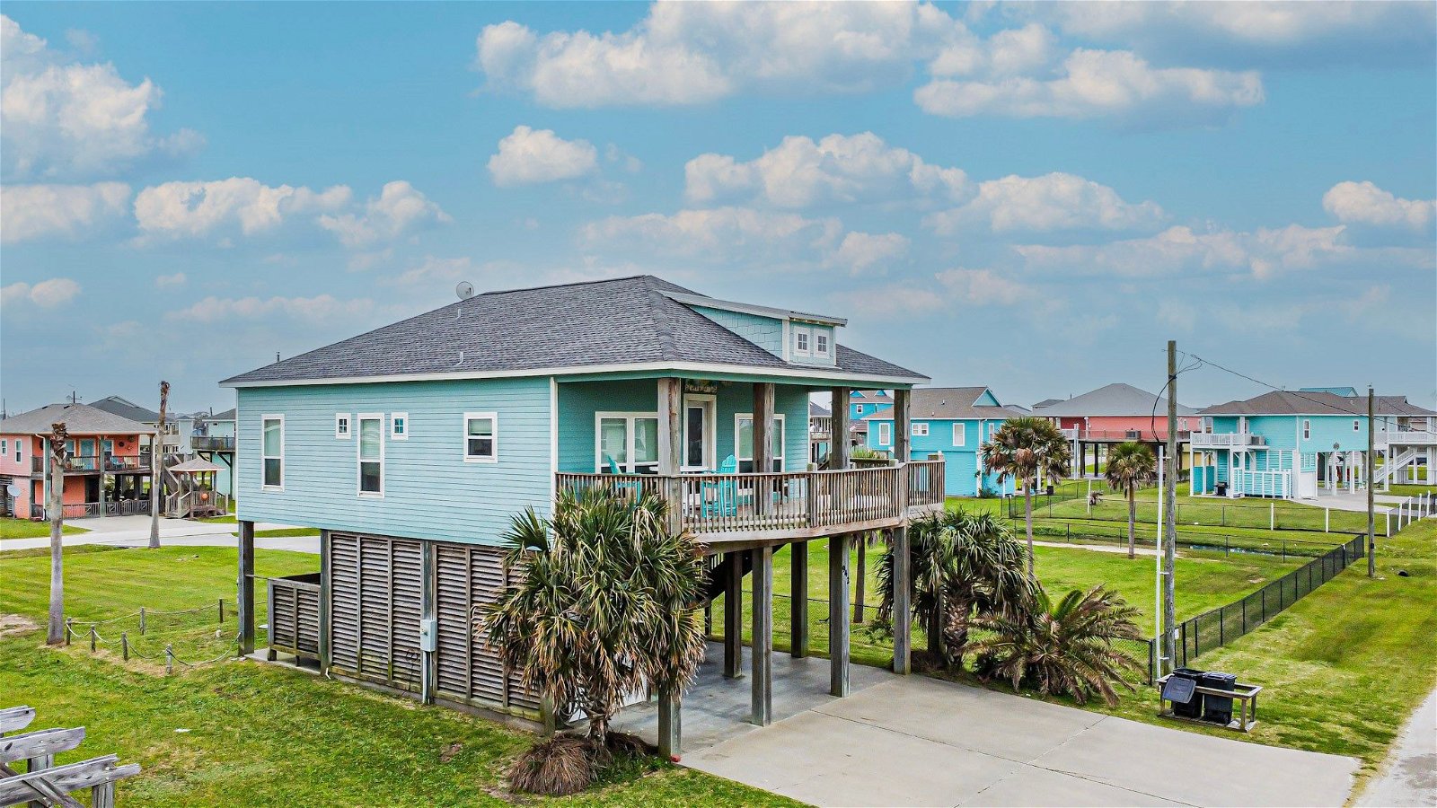 Real estate property located at 942 Olive, Galveston, Crystal Beach, TX, US