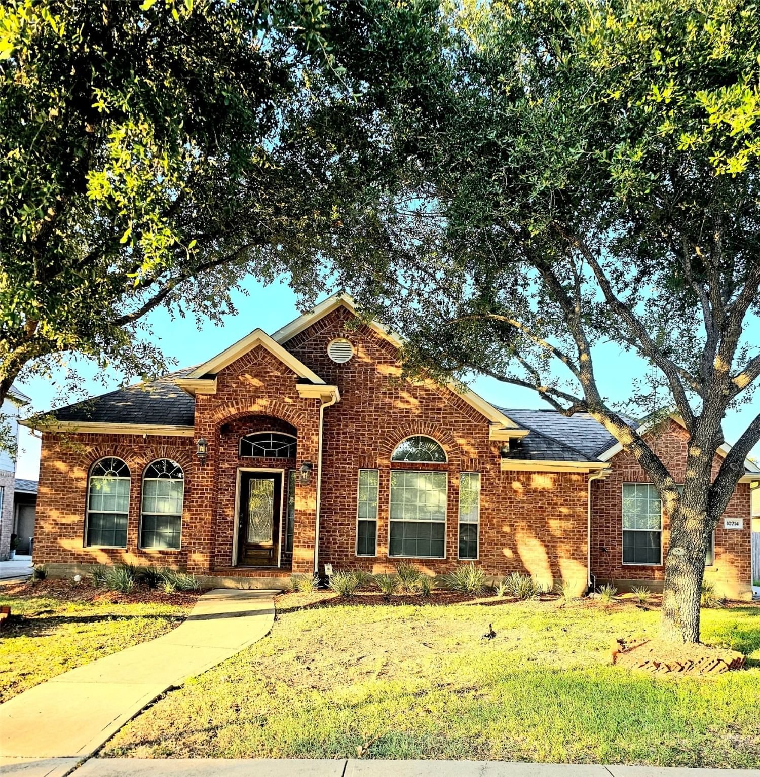 Real estate property located at 10714 Nicoles Place Trail, Harris, Houston, TX, US