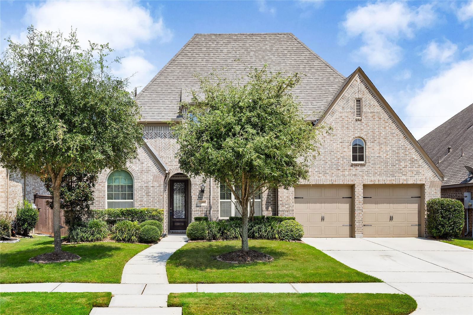 Real estate property located at 16806 Whiteoak Canyon, Harris, The Groves, Humble, TX, US