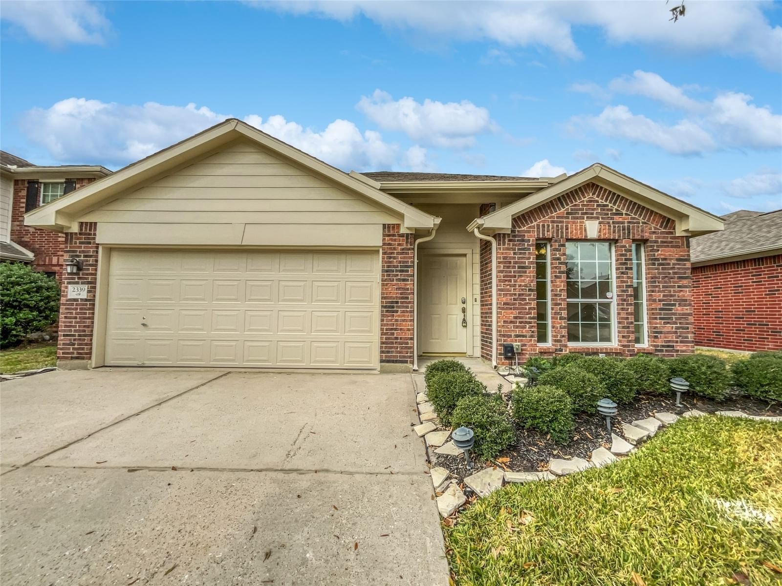 Real estate property located at 2339 Keegan Hollow, Montgomery, Spring Trails 11, Spring, TX, US