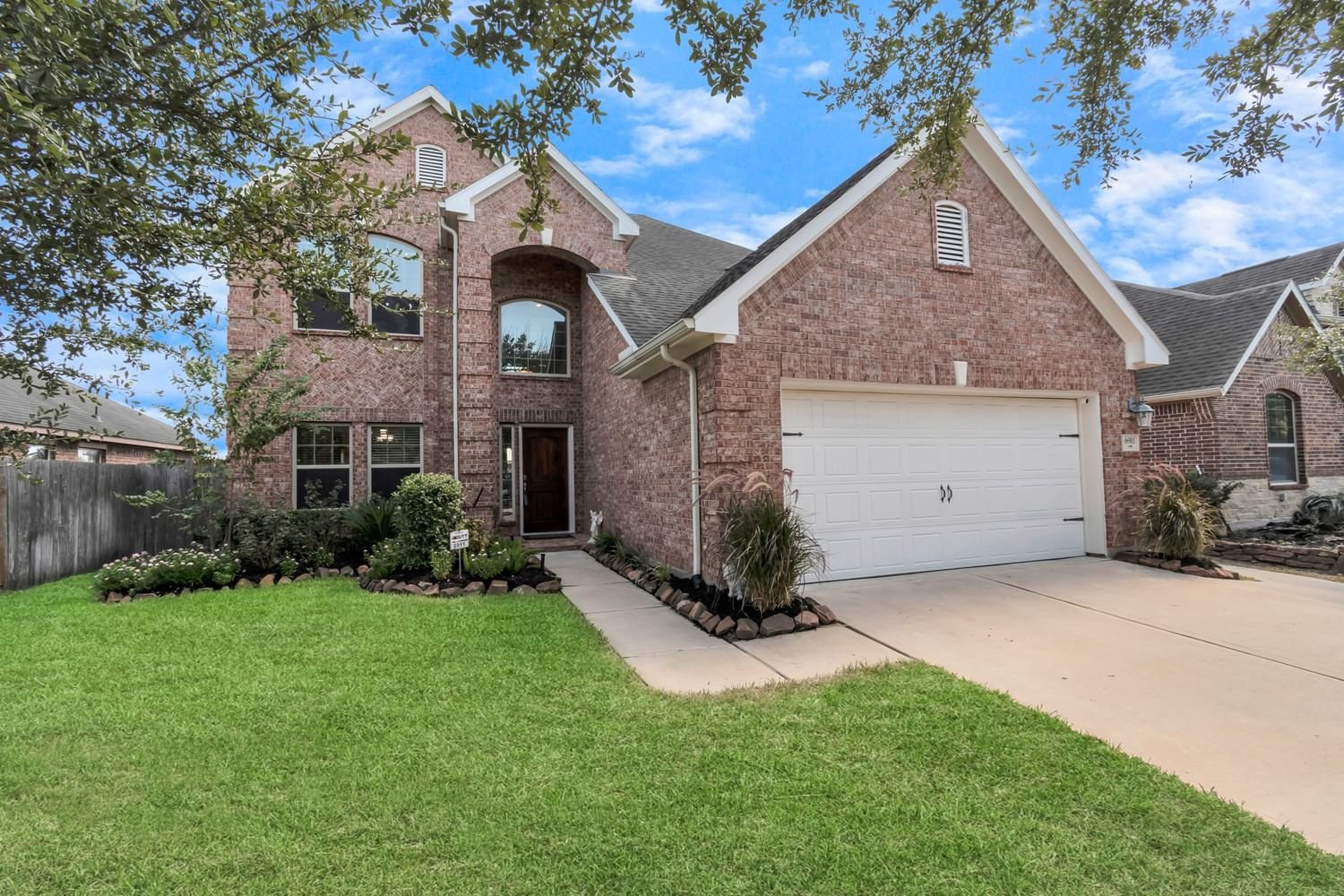 Real estate property located at 6911 Paradise Park, Fort Bend, Grand Mission, Richmond, TX, US