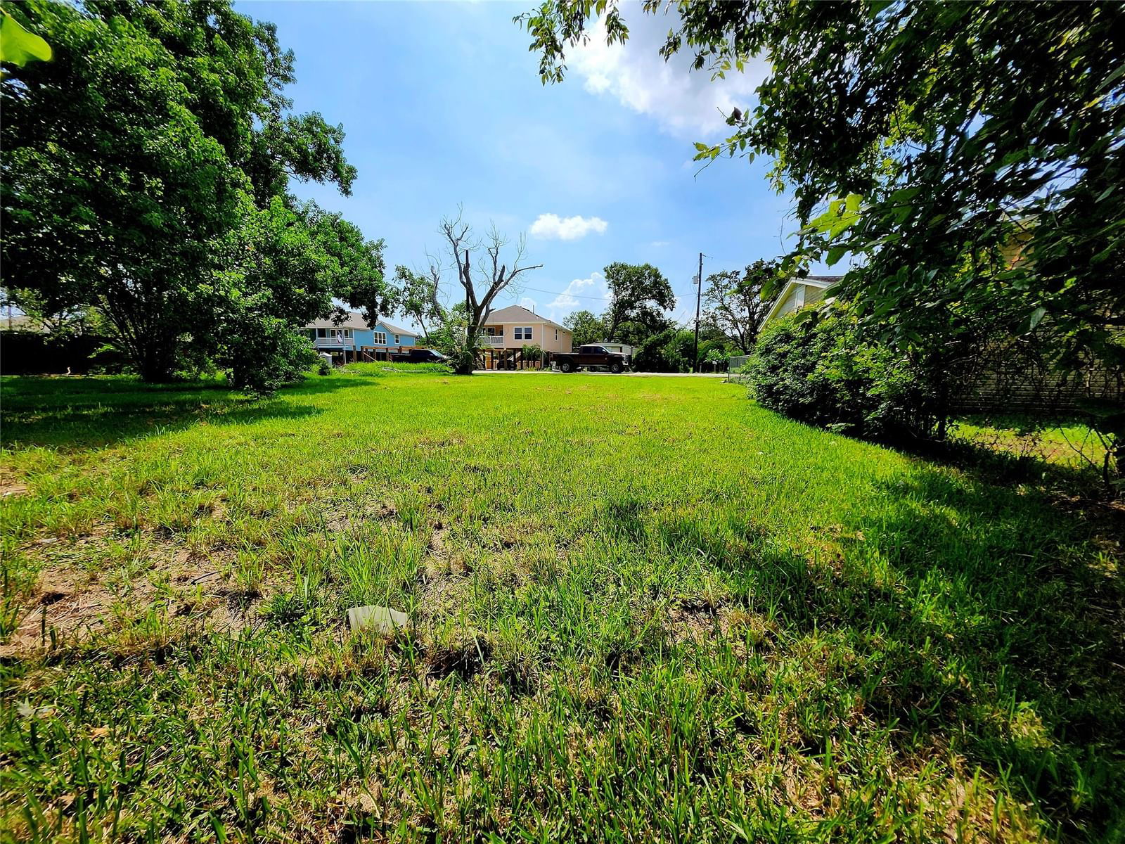 Real estate property located at 402 Bay Oaks, Harris, Bay Oaks, La Porte, TX, US