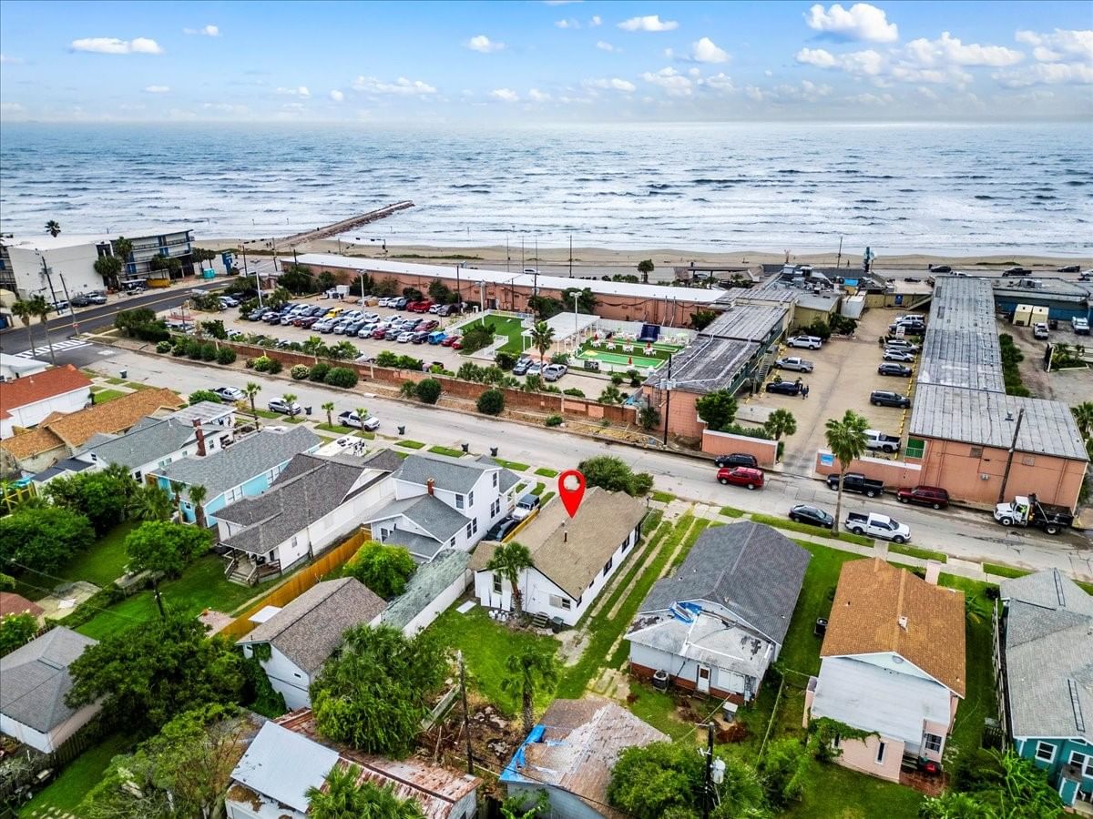 Real estate property located at 3800 Avenue T, Galveston, Lyons Robt Sub, Galveston, TX, US