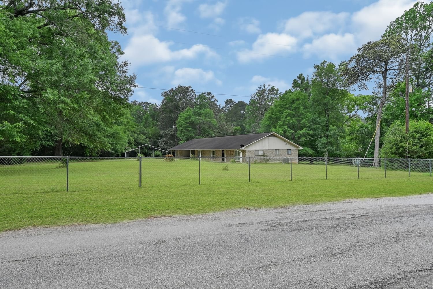 Real estate property located at 277 County Road 320, Liberty, C Harper, Cleveland, TX, US