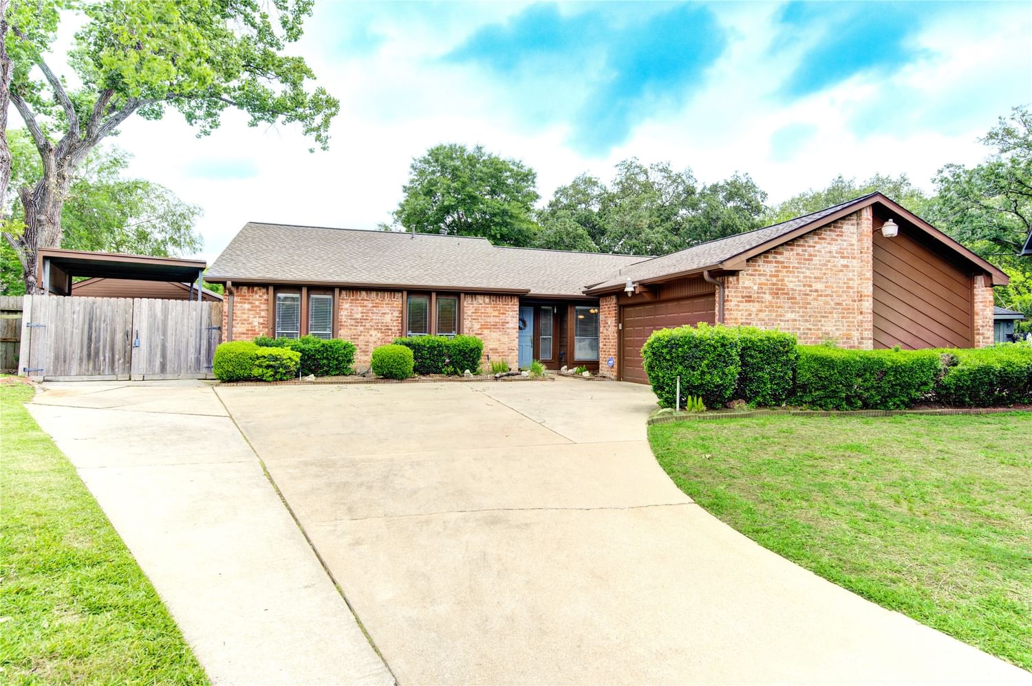 Real estate property located at 21310 Park Holly, Harris, Memorial Parkway, Katy, TX, US