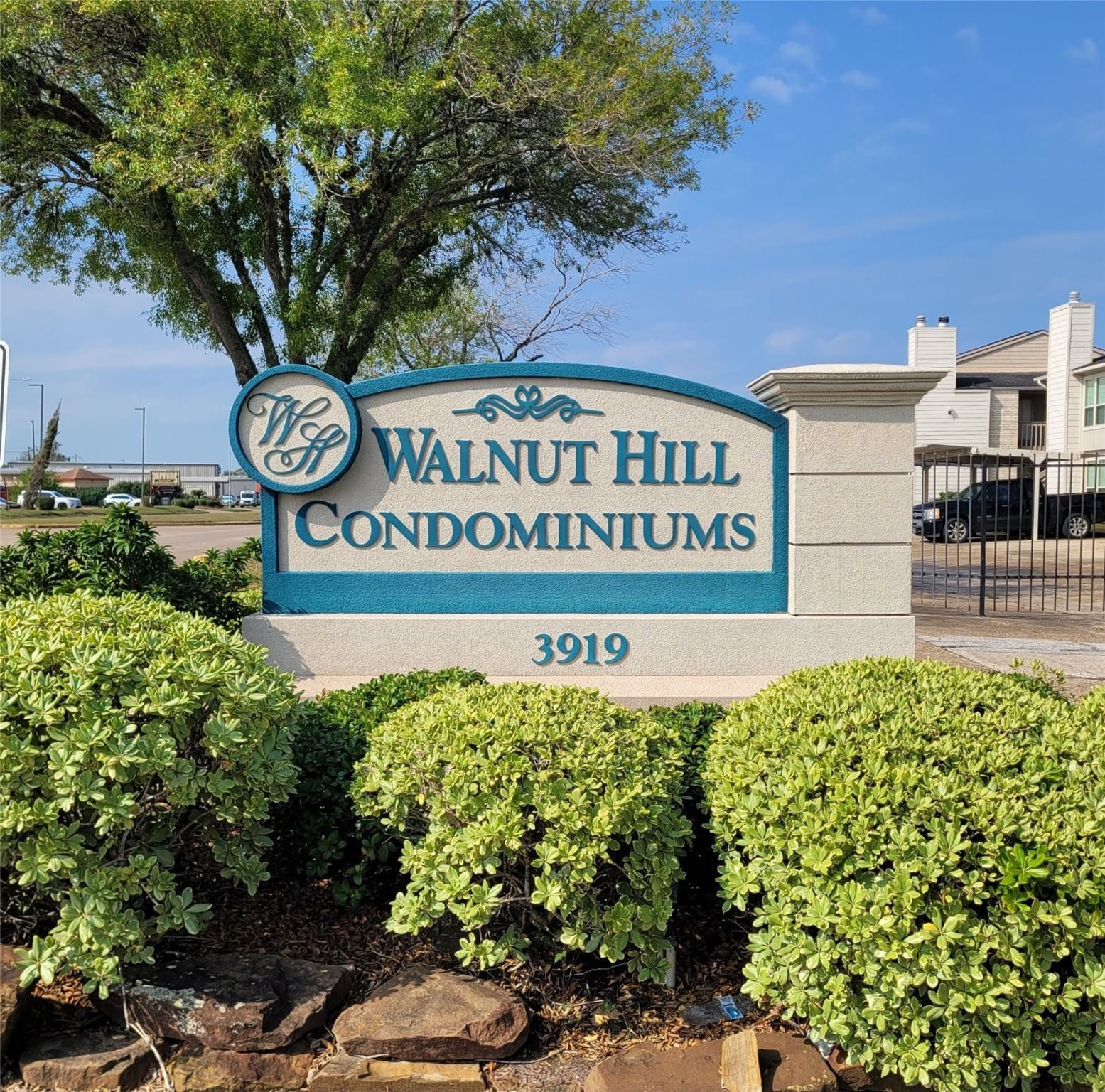 Real estate property located at 3919 Fairmont #255, Harris, Walnut Hill Condo, Pasadena, TX, US