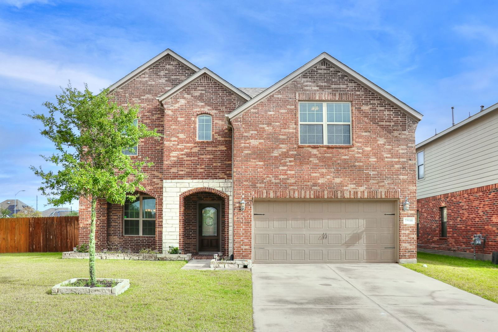 Real estate property located at 23110 Norway Maple, Harris, Pine Trace Village, Tomball, TX, US