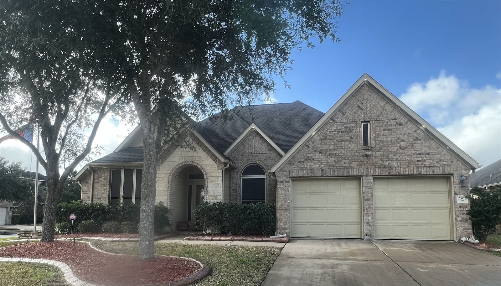 Real estate property located at 2502 Crestmoon, Harris, Lake/Golfcrest Sec 2 2, Houston, TX, US