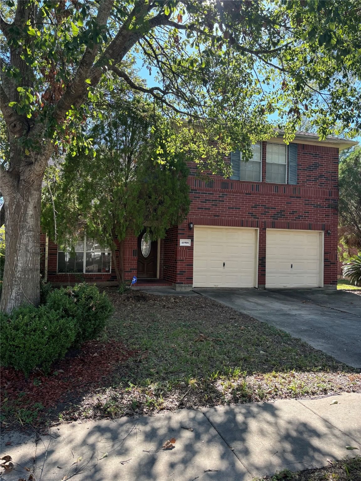 Real estate property located at 10908 Sycamore, Harris, Fairmont Park East Sec 04 Ph 0, La Porte, TX, US