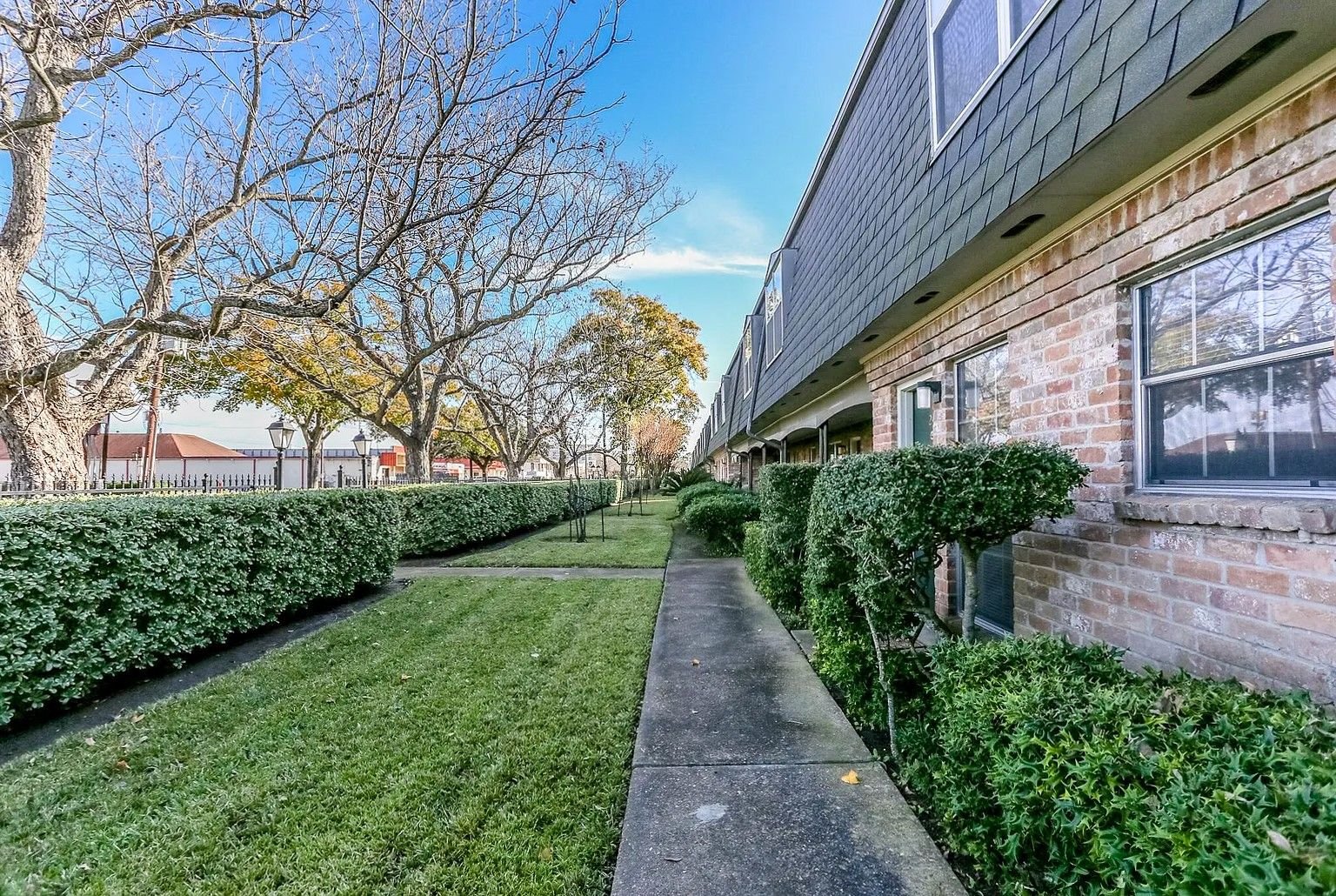 Real estate property located at 8949 Gaylord #242, Harris, Memorial Green Condo, Houston, TX, US