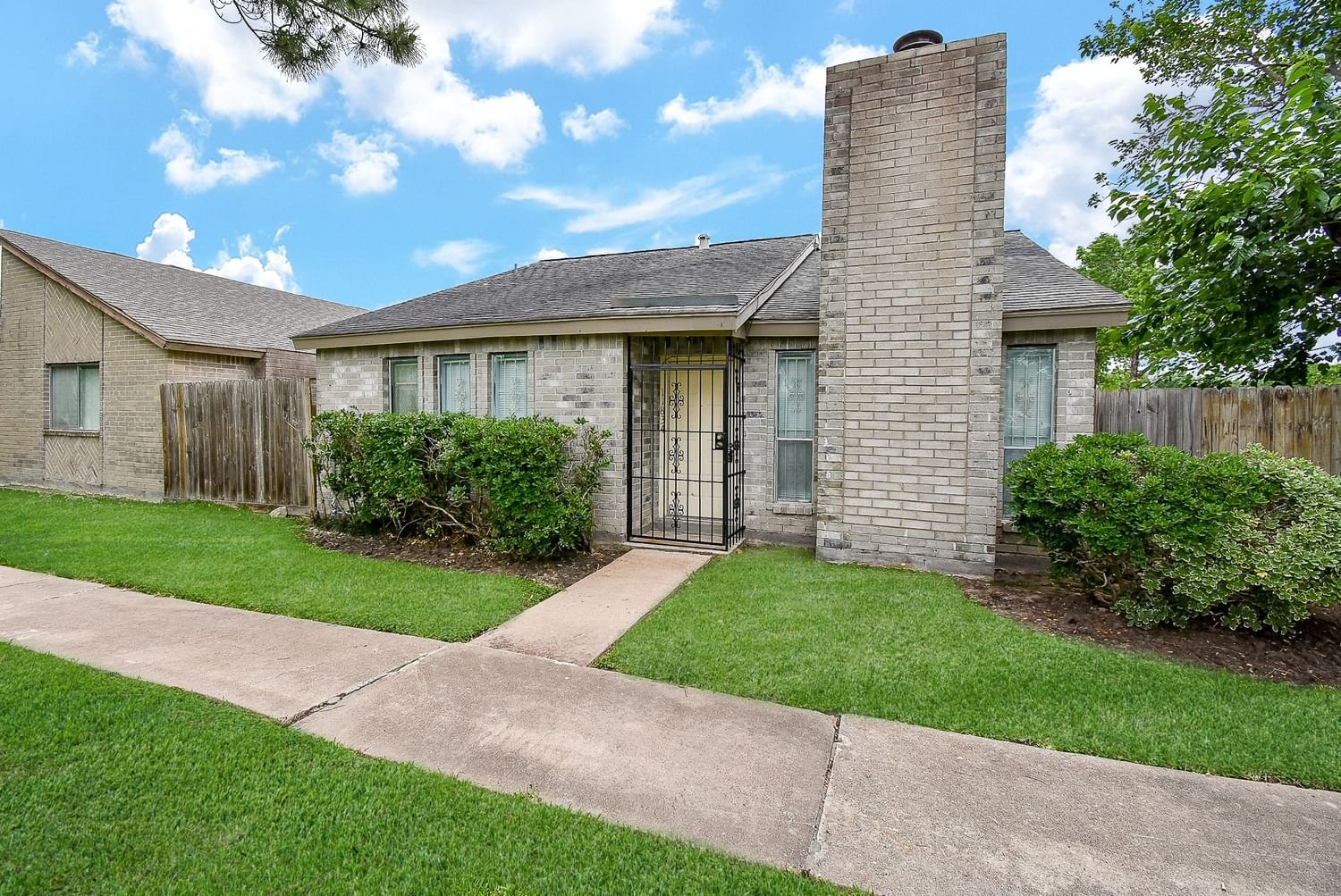 Real estate property located at 11834 Sandpiper, Harris, Southwood Place Sec 06 R/P, Houston, TX, US