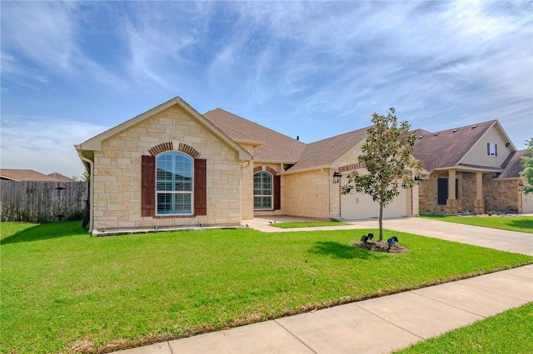 Real estate property located at 115 Sandstone, Victoria, Terra Vista Sub Ph 2, Victoria, TX, US