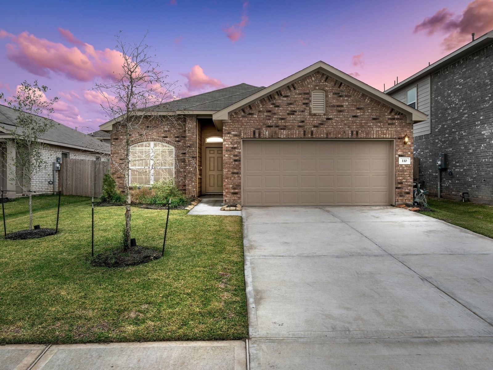Real estate property located at 110 Cullen, Brazoria, Riverwood Ranch SD, Angleton, TX, US