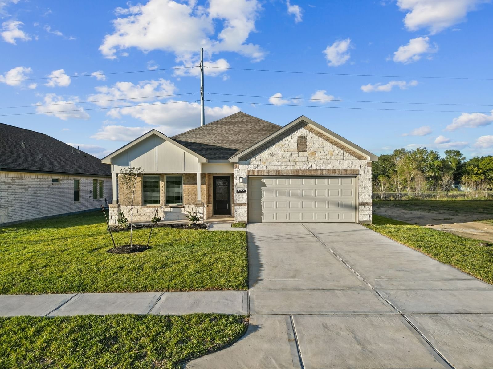 Real estate property located at 226 Eagleville, Brazoria, Kendall Lakes, Alvin, TX, US