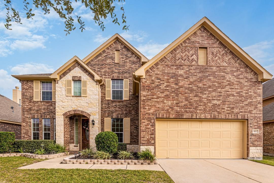 Real estate property located at 811 Oak River, Fort Bend, River Run At The Brazos Sec 3-B, Rosenberg, TX, US