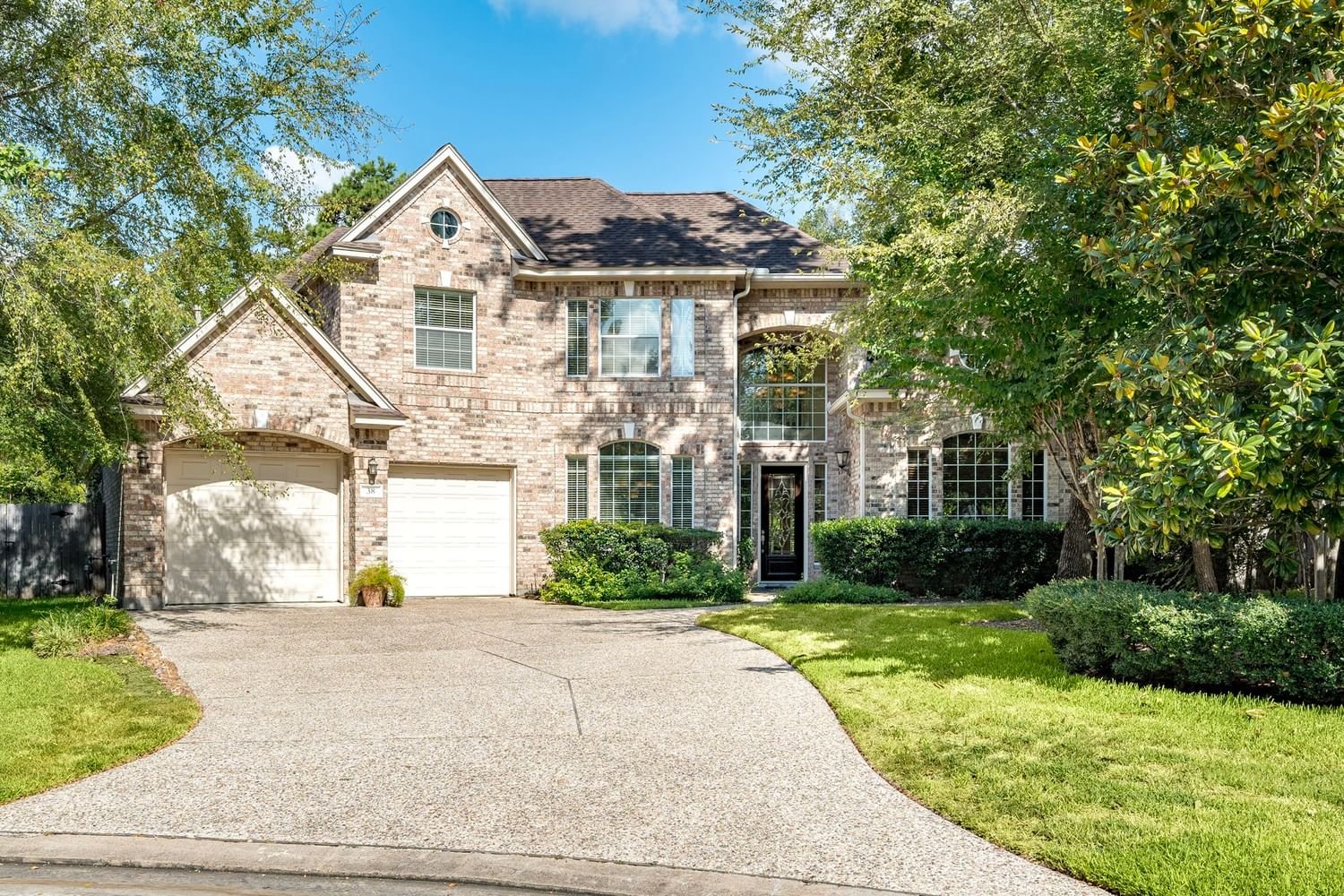 Real estate property located at 38 Amulet Oaks, Montgomery, The Woodlands, TX, US