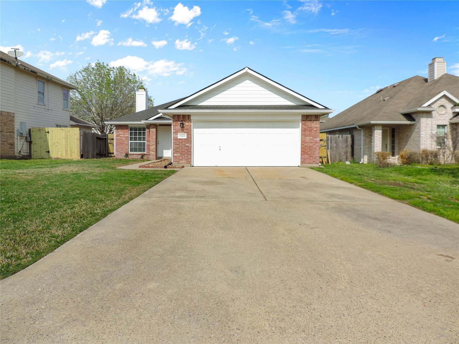 Real estate property located at 18428 Sunrise Pines, Montgomery, Sunrise Ranch 04, Montgomery, TX, US