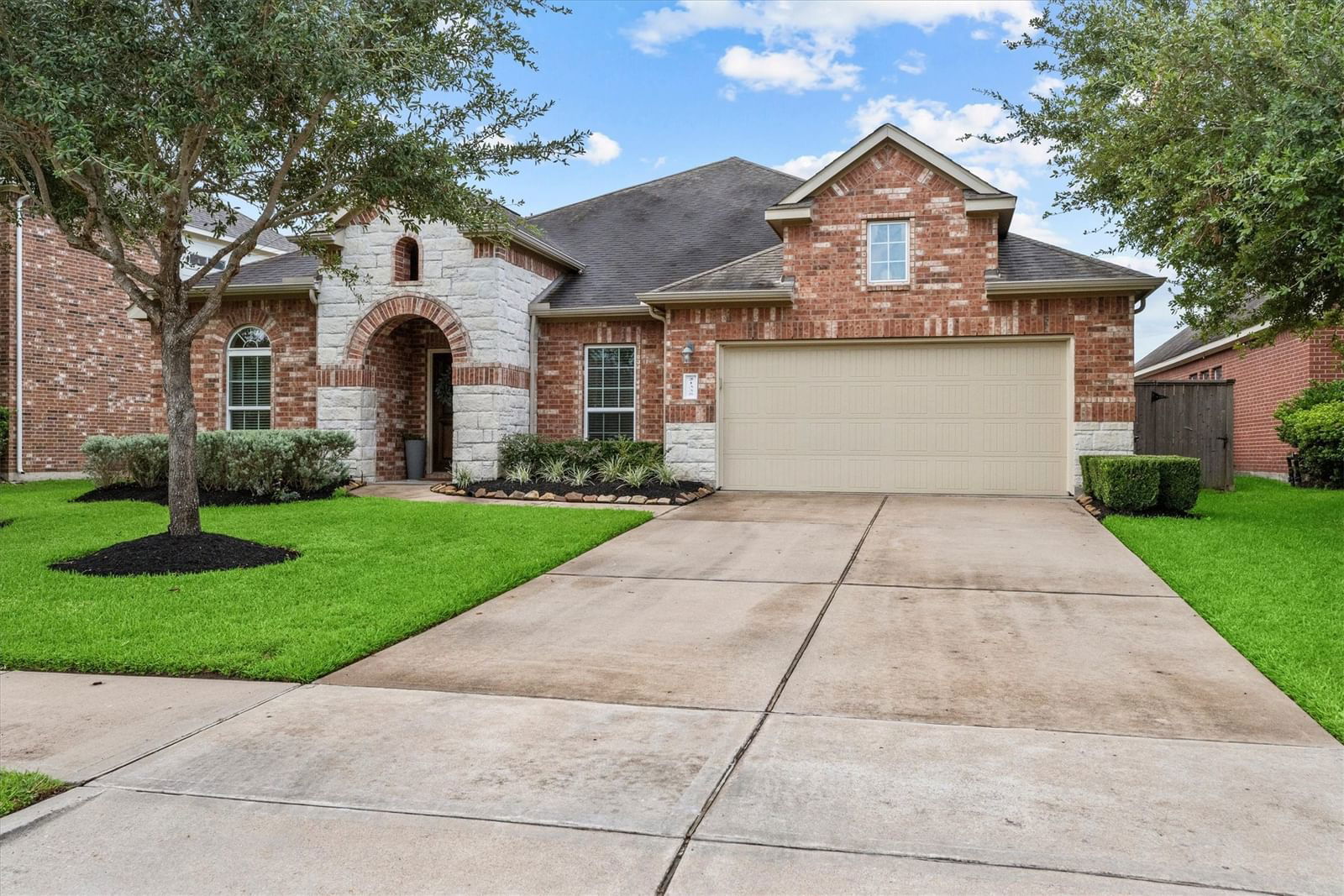 Real estate property located at 21335 Beverly Chase, Fort Bend, Long Meadow Farms, Richmond, TX, US