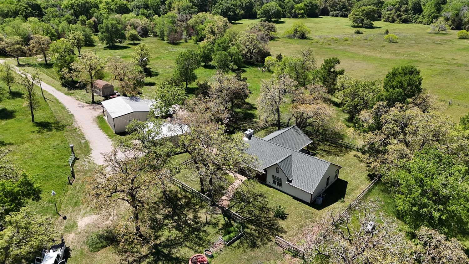 Real estate property located at 10202 Roy, Fayette, Brown, Flatonia, TX, US