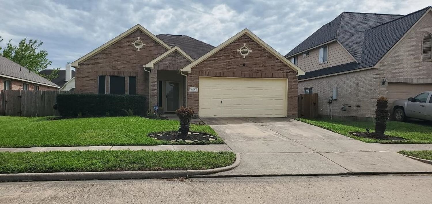 Real estate property located at 1115 Redwood Meadow Ln, Fort Bend, Estates Of Teal Run Sec 5, Fresno, TX, US
