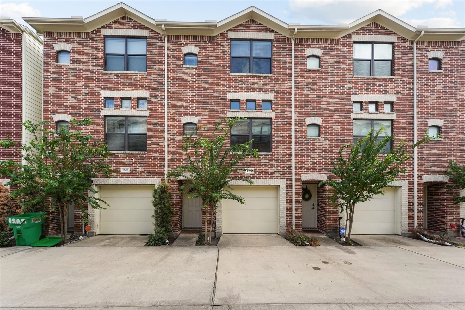 Real estate property located at 2710 Hullsmith #1504, Harris, Contemporary Westheimer Townhouse, Houston, TX, US