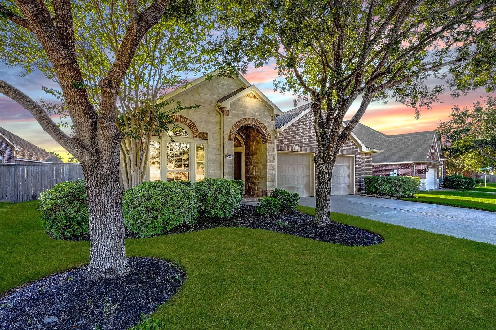 Real estate property located at 13606 Rainwater, Fort Bend, Shadow Creek Ranch, Pearland, TX, US