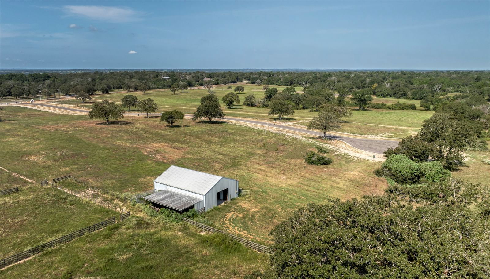 Real estate property located at 376 Oak Hill Lane, Austin, Bellwood Oaks Subdivision, Bellville, TX, US