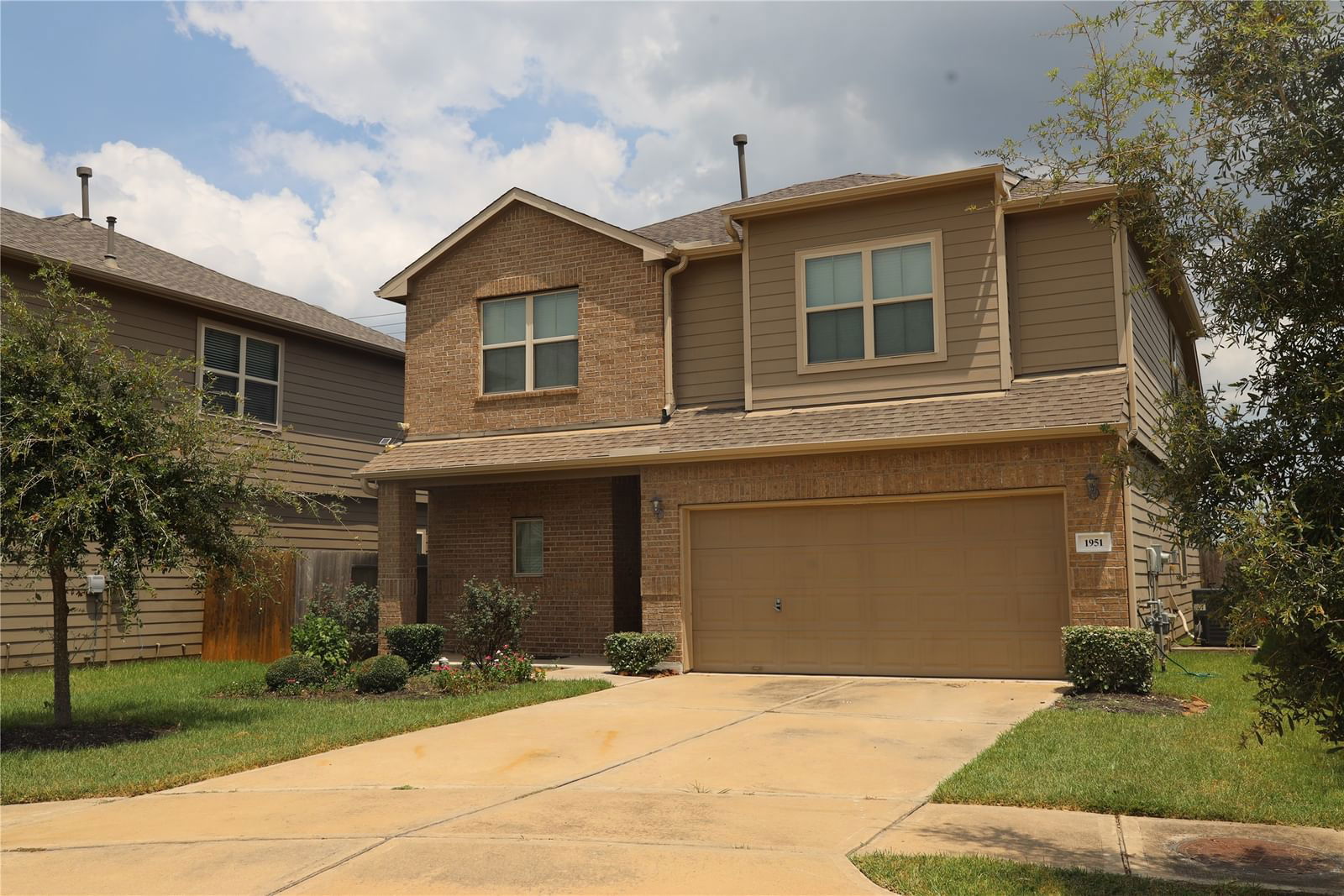 Real estate property located at 1951 Acaciawood Way, Harris, Airport Blvd Estates, Houston, TX, US