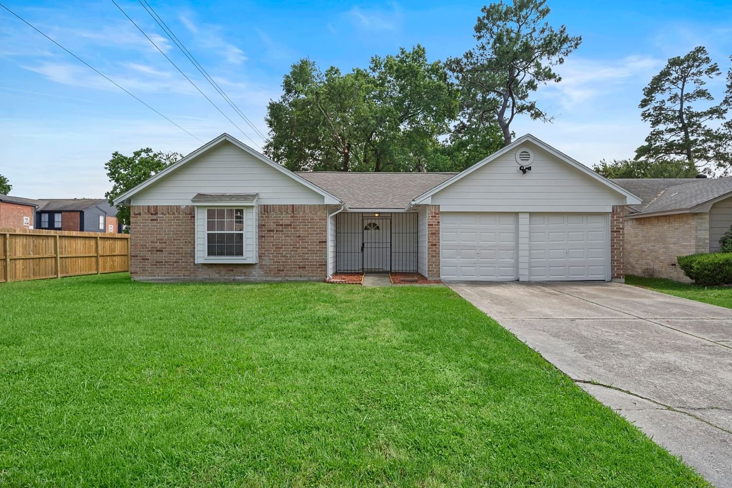 Real estate property located at 13438 Thorntree, Harris, Woodforest North, Houston, TX, US