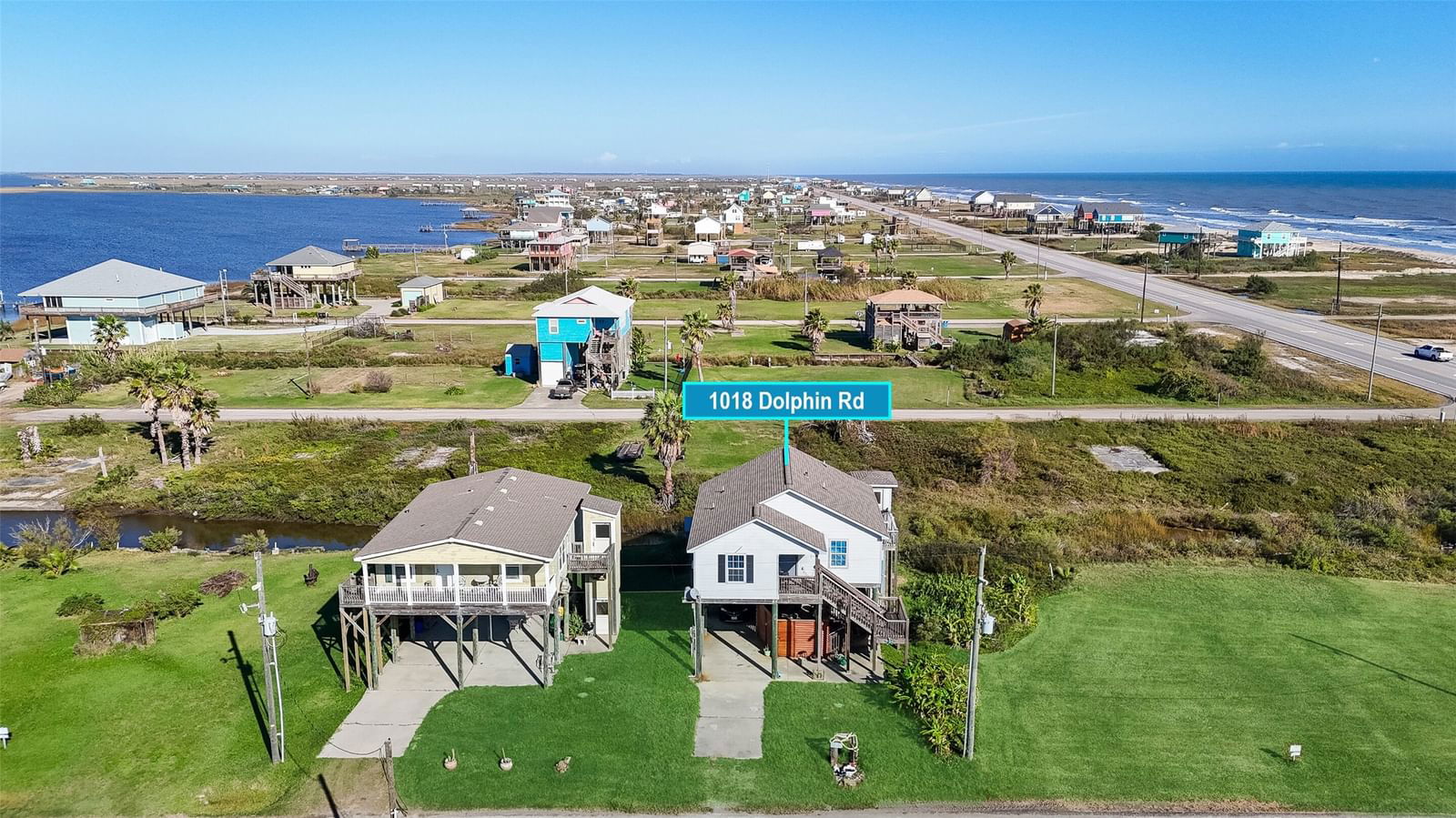 Real estate property located at 1018 Dolphin, Galveston, Bayview Addn, Gilchrist, TX, US