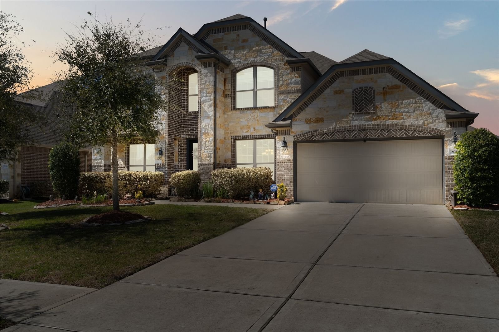 Real estate property located at 2014 Oxley Manor, Fort Bend, Walnut Creek Sec 14, Richmond, TX, US