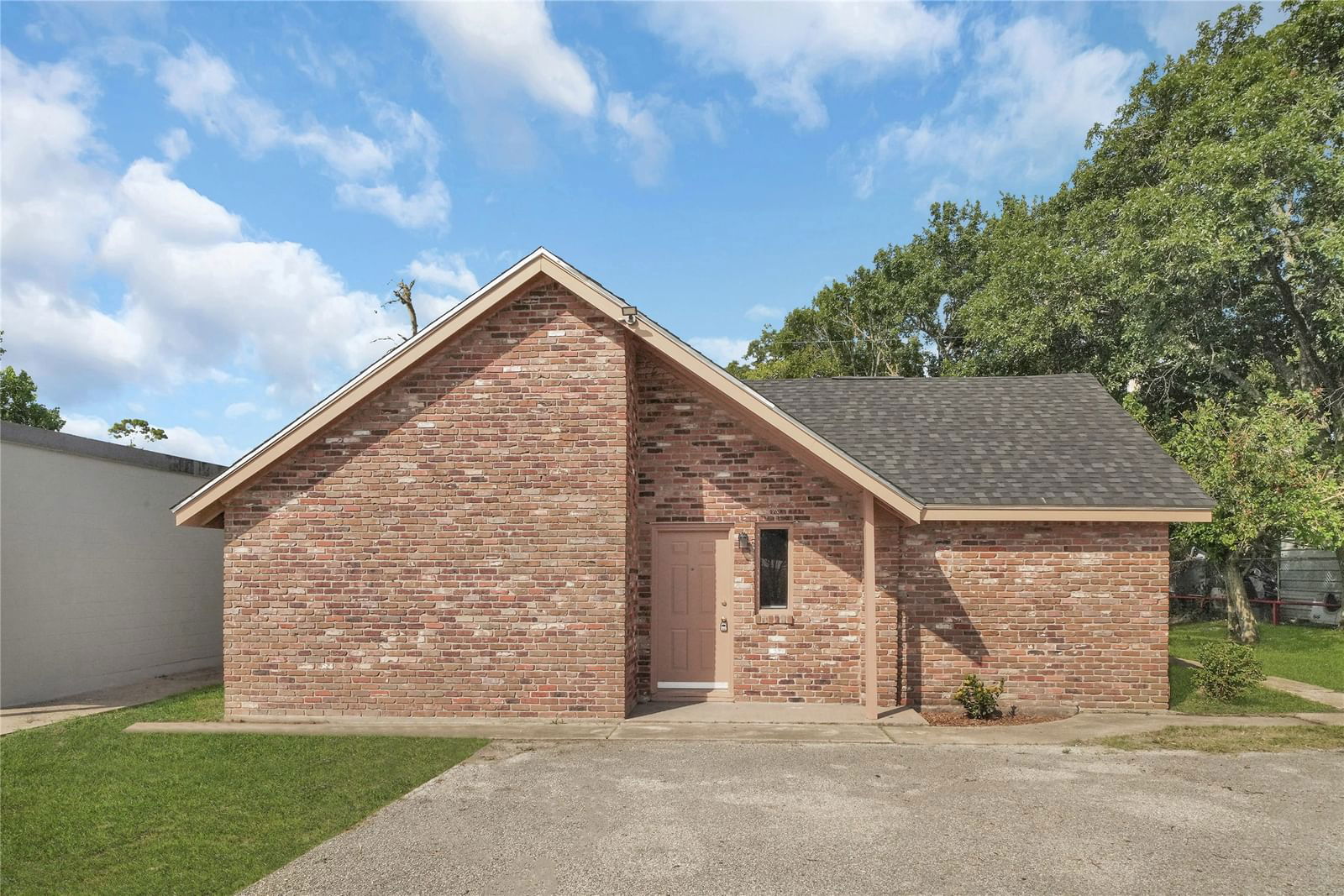 Real estate property located at 522 Highway 3, Galveston, Dugey E J Ext, La Marque, TX, US