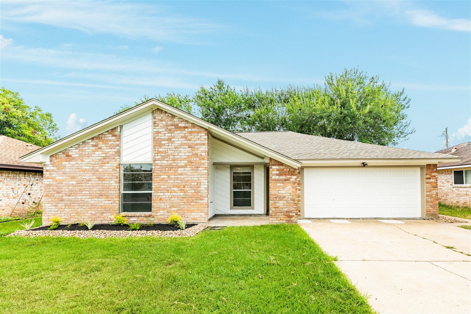 Real estate property located at 1216 Clover, Brazoria, Angleton, TX, US