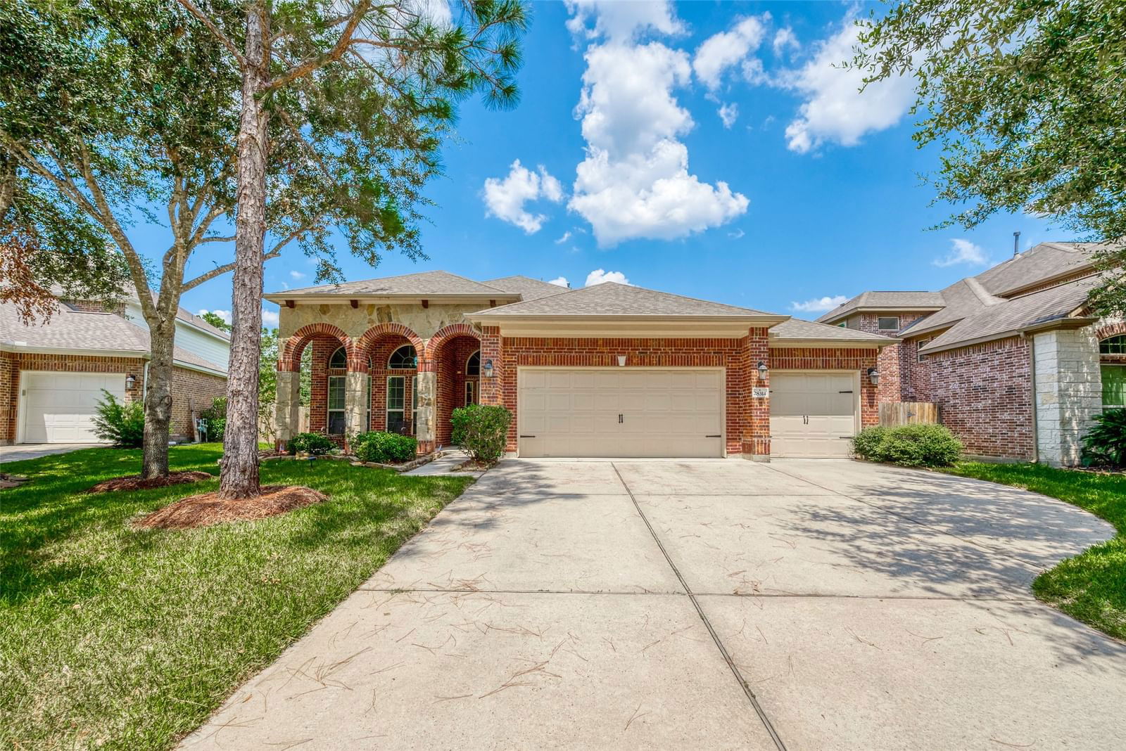 Real estate property located at 28314 Calaveras Lake, Montgomery, Discovery At Spring Trails 02, Spring, TX, US