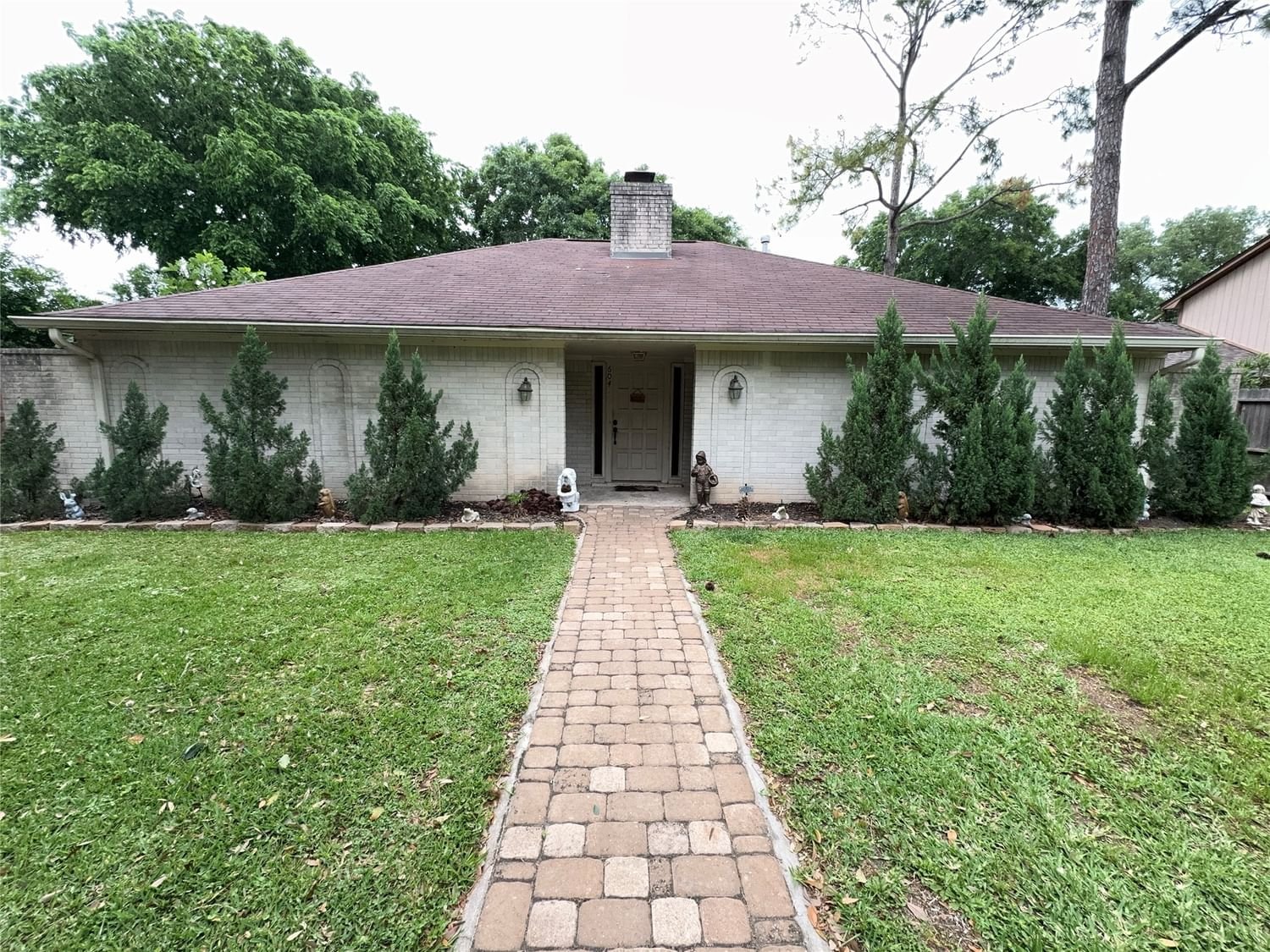 Real estate property located at 604 Fairway, Fort Bend, Country Club Estates Sec 2, Richmond, TX, US