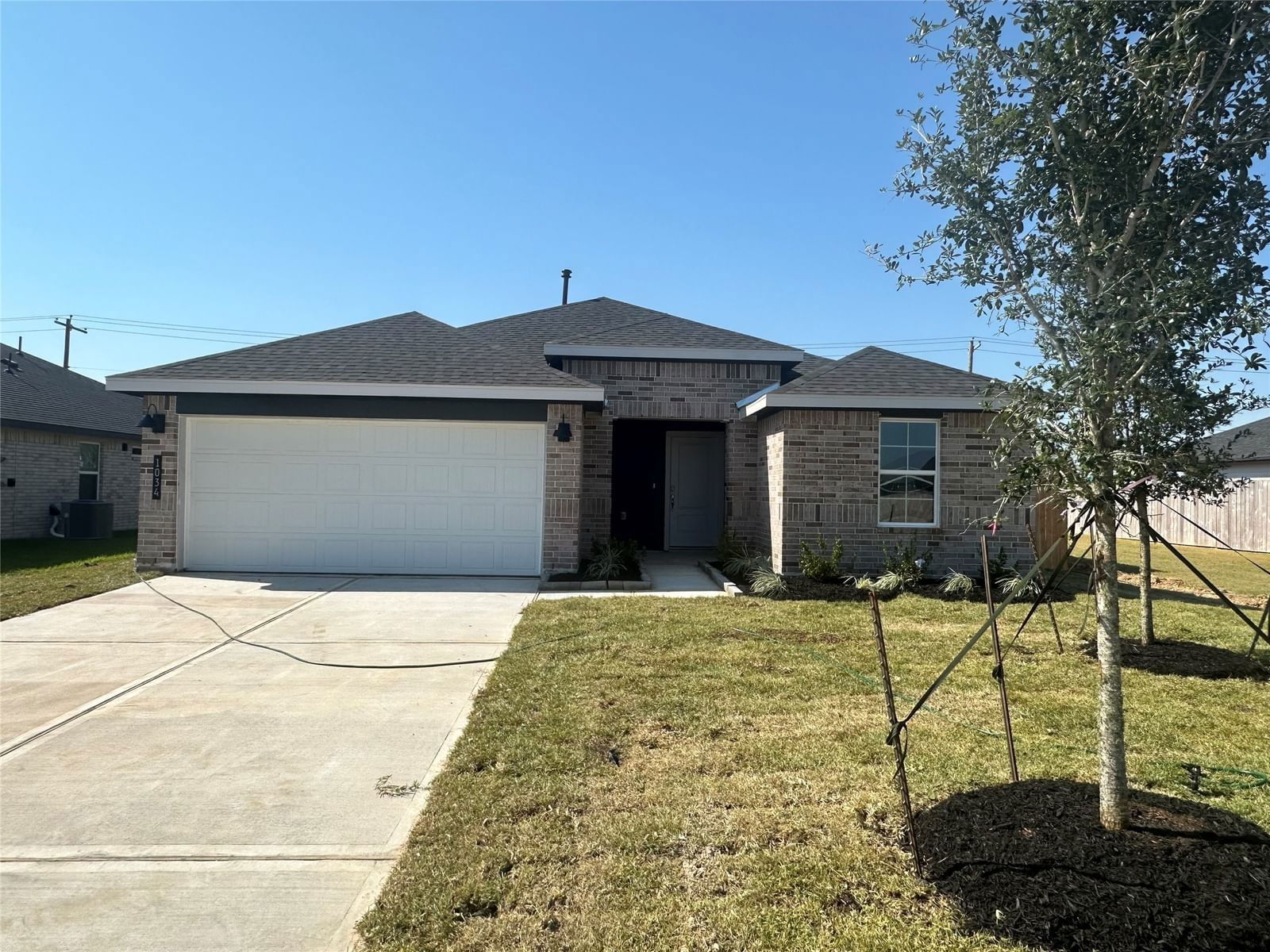 Real estate property located at 1034 Great Barracuda, Brazoria, Watermark, Alvin, TX, US