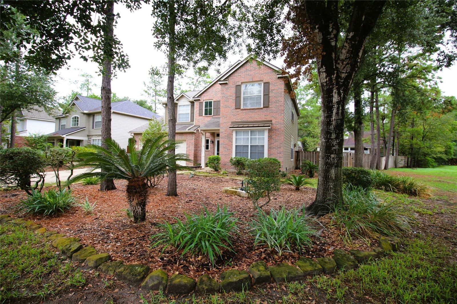 Real estate property located at 2 Willow Point, Montgomery, Wdlnds Village Alden Br 33, The Woodlands, TX, US