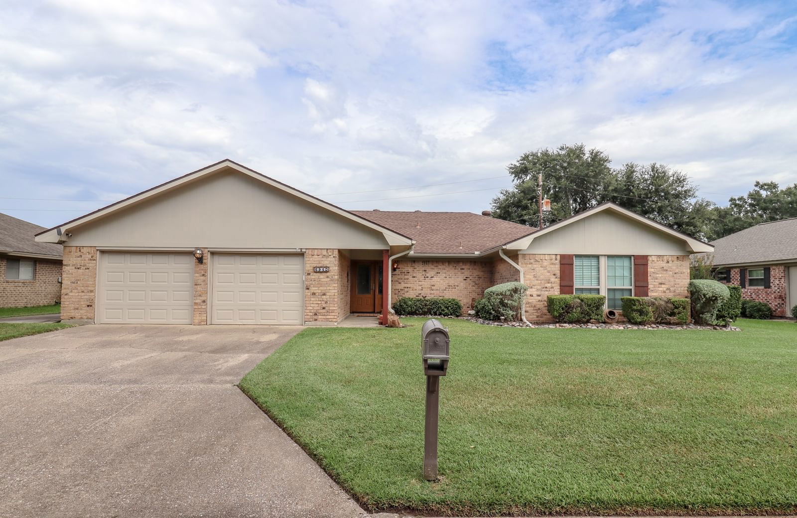 Real estate property located at 6940 Killarney, Jefferson, Dowlen West, Beaumont, TX, US