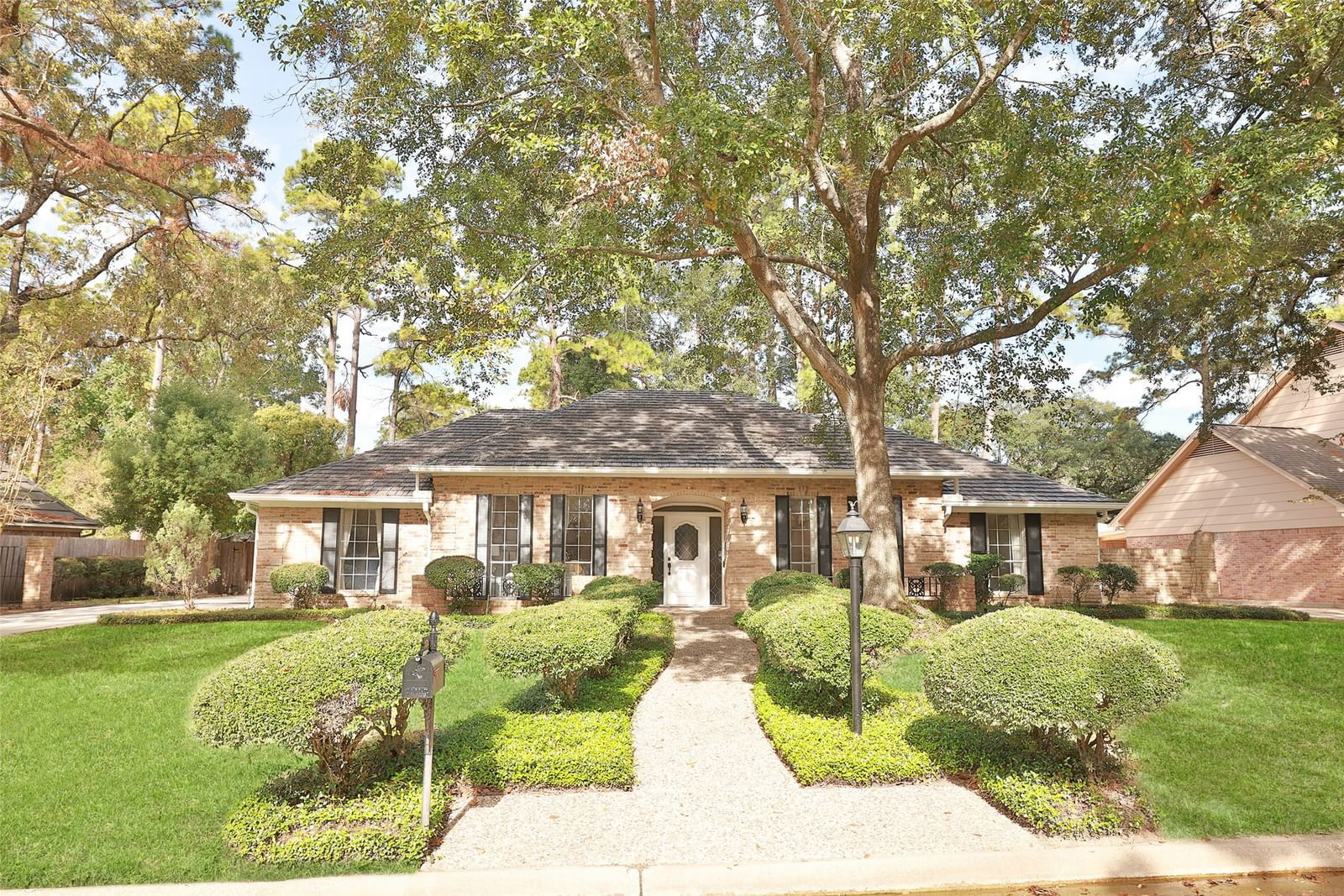 Real estate property located at 5606 Graystone, Harris, Huntwick Forest, Houston, TX, US