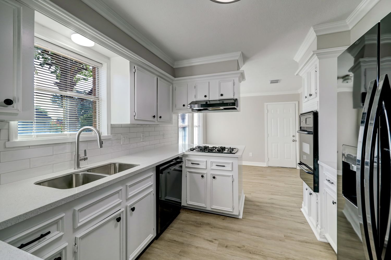 Real estate property located at 402 Breeze Park, Harris, Houston, TX, US