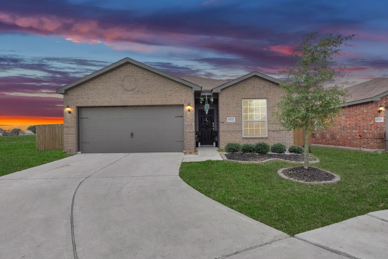 Real estate property located at 10722 Milo, Fort Bend, Vacek Country Meadows, Richmond, TX, US