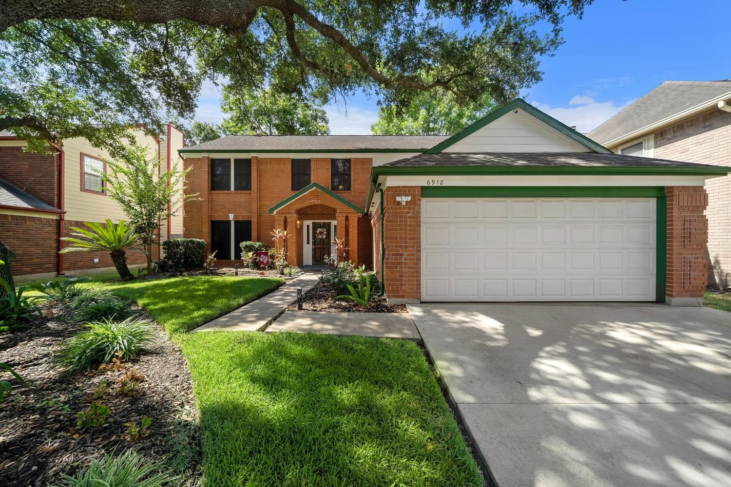 Real estate property located at 6918 Little Redwood, Harris, Village Grove Sec 02a, Pasadena, TX, US