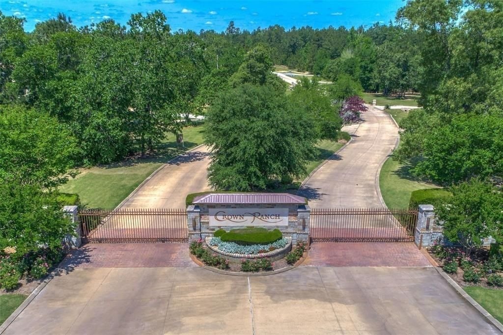 Real estate property located at 13037 Majestic Oaks, Grimes, Crown Ranch, Montgomery, TX, US