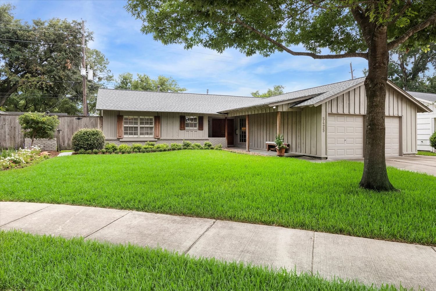 Real estate property located at 5425 Lincrest, Harris, Larchmont Sec 02, Houston, TX, US