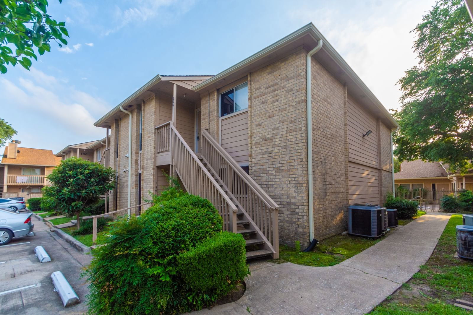 Real estate property located at 1505 Ward #200, Harris, Walnut Ridge Condo, Baytown, TX, US