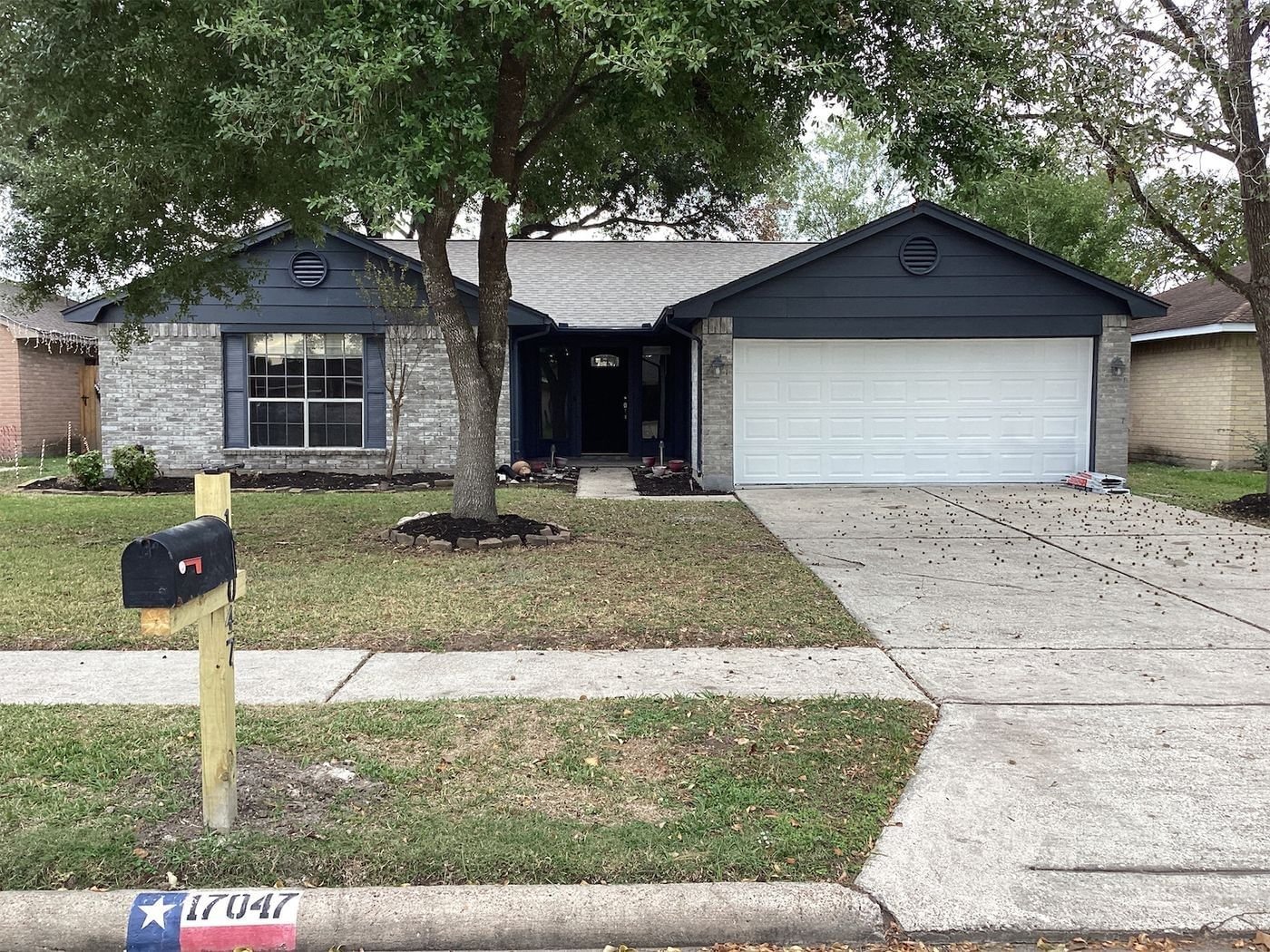 Real estate property located at 17047 Coachmaker, Harris, Heritage Park, Friendswood, TX, US